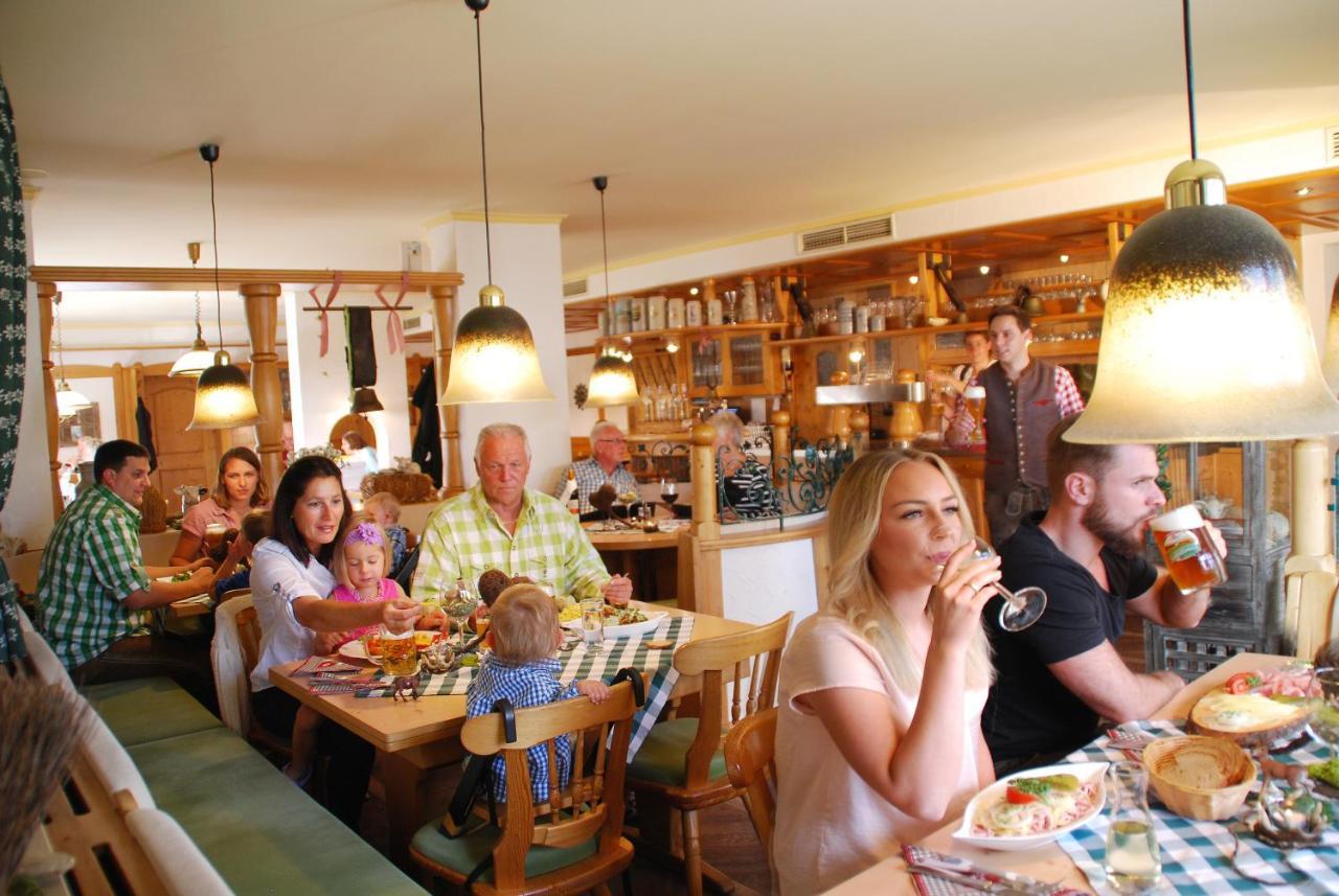 Traditions-Gasthaus Bayrischer Hof Leutkirch im Allgäu Exterior foto